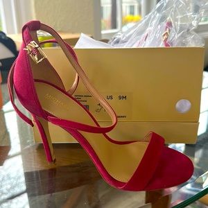 Michael Kors Antonia Sandal size 9